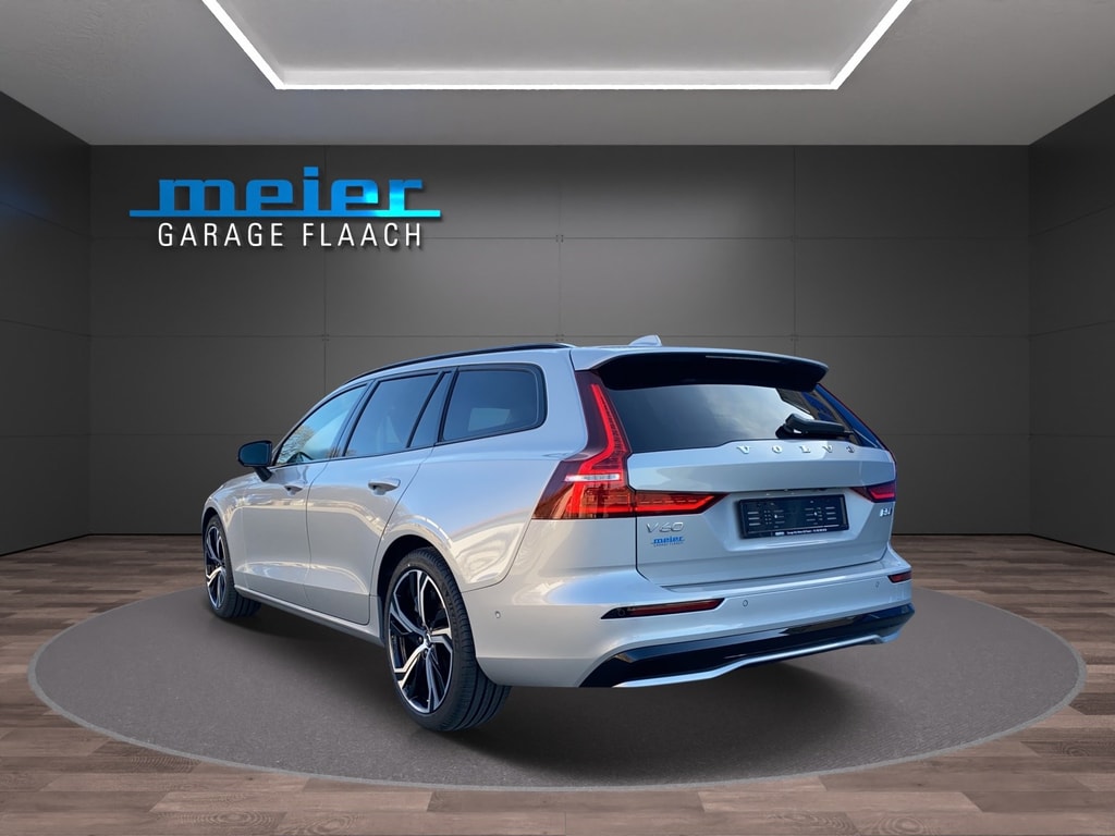 Volvo  B5 Benzin Mild Hybrid AWD Momentum Geartronic